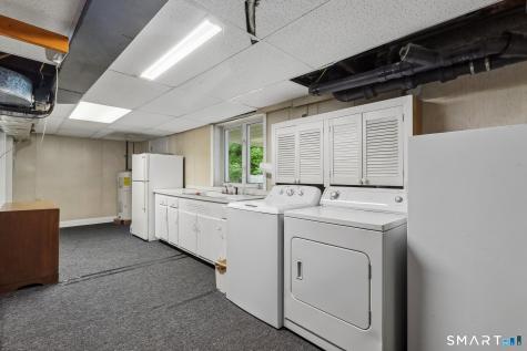 228 Raymond Street Waterbury CT 06706