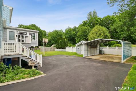 228 Raymond Street Waterbury CT 06706