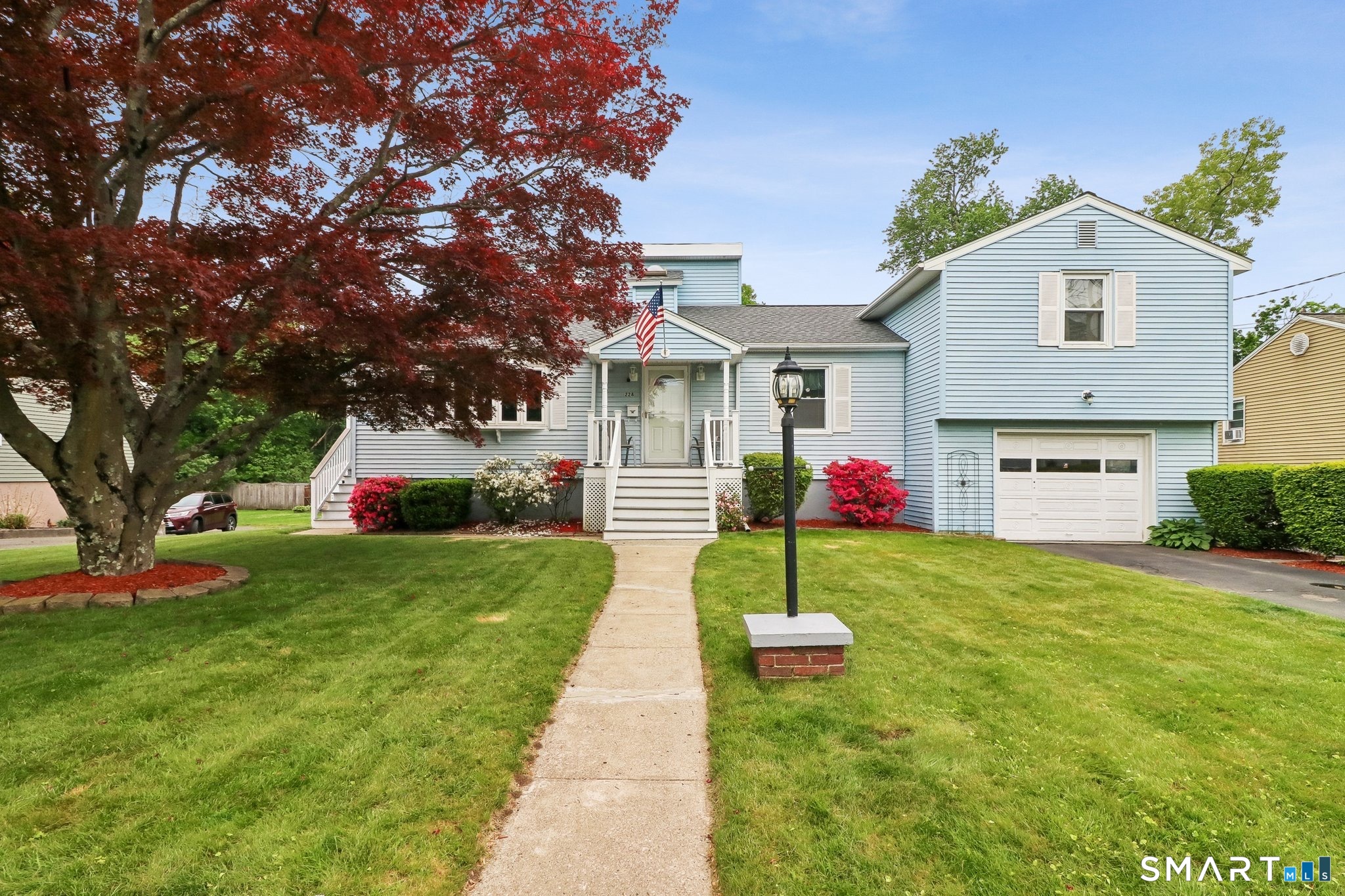 228 Raymond Street Waterbury CT 06706