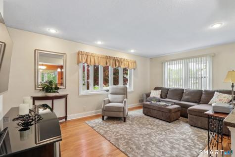 228 Raymond Street Waterbury CT 06706