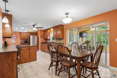 228 Raymond Street Waterbury CT 06706