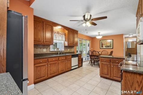 228 Raymond Street Waterbury CT 06706