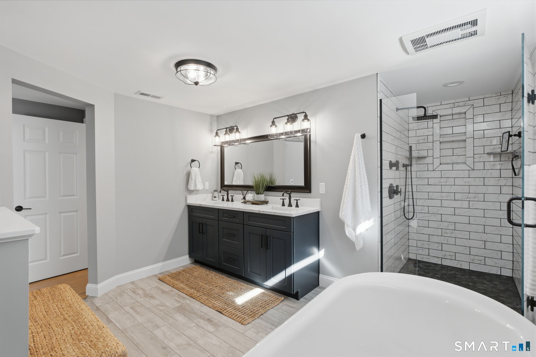 24 Woodhaven Drive Avon CT 06001