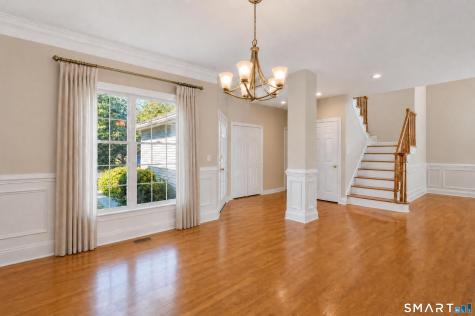 17 Regency Circle Trumbull CT 06611