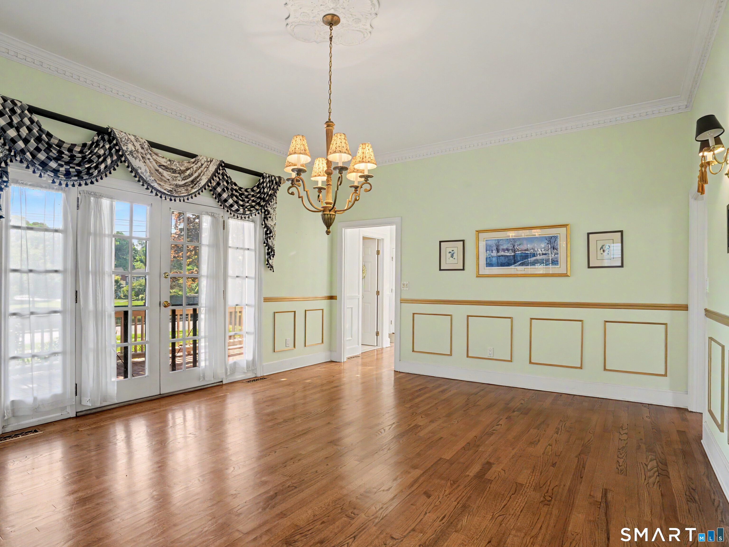 152 West River Street Milford CT 06460