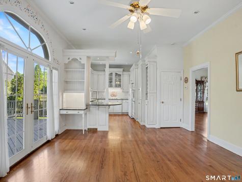 152 West River Street Milford CT 06460