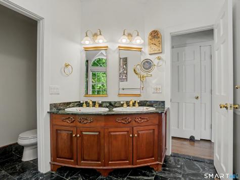 152 West River Street Milford CT 06460