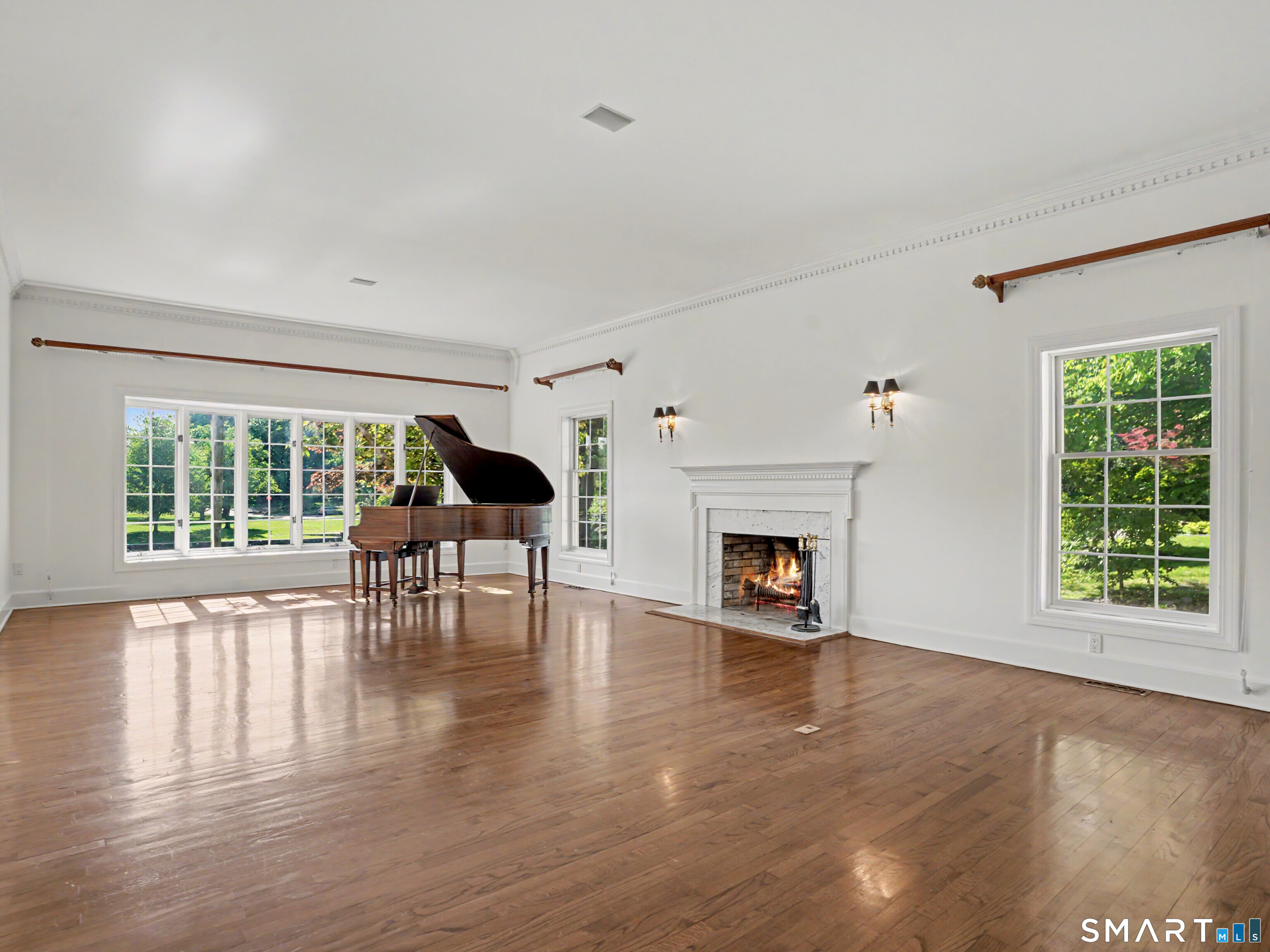 152 West River Street Milford CT 06460