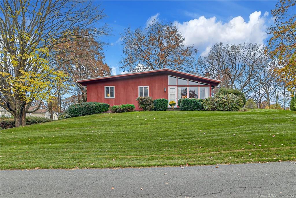 345 Newridge Avenue Waterbury CT 06708