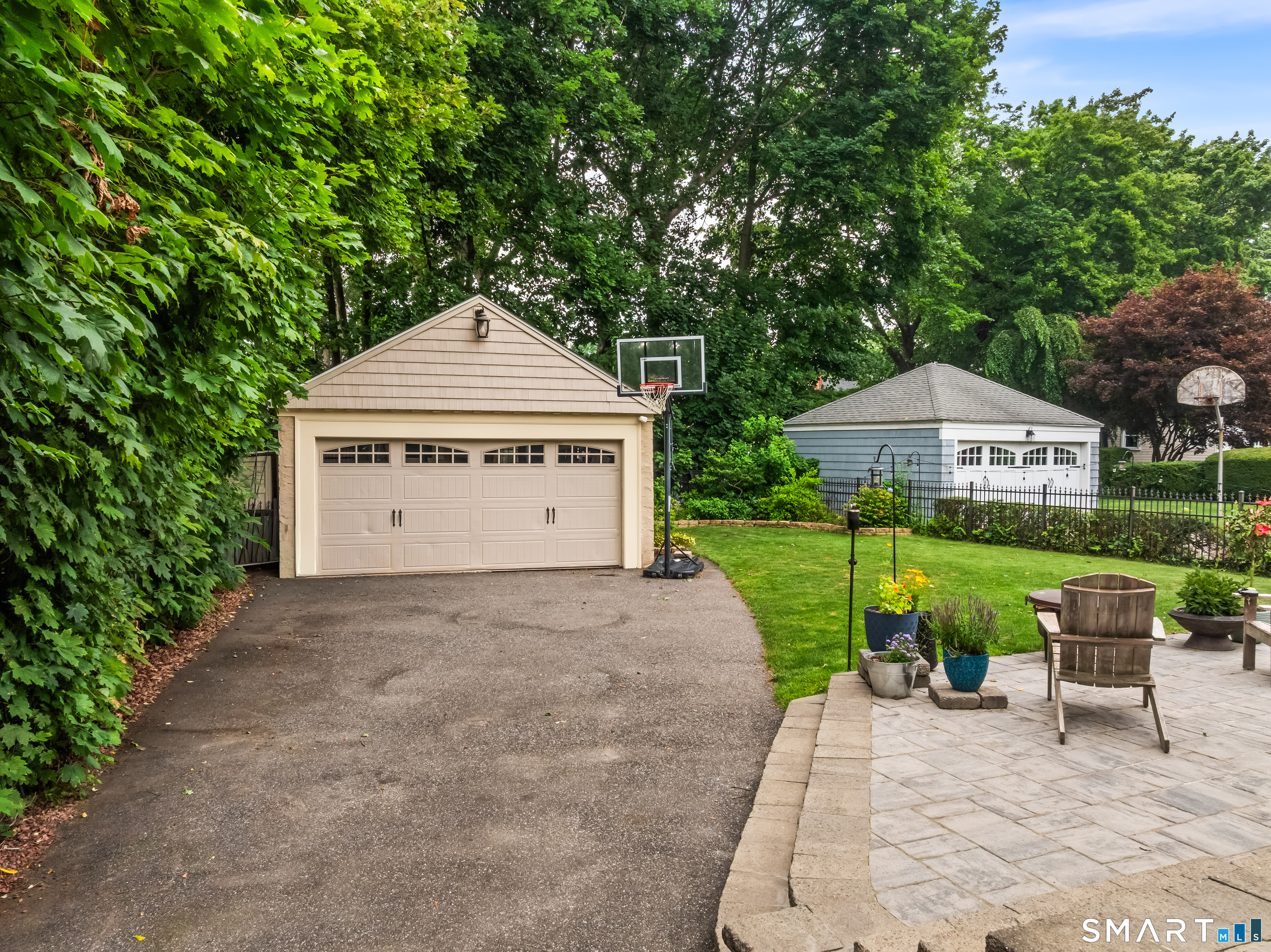 400 Buena Vista Road Fairfield CT 06825