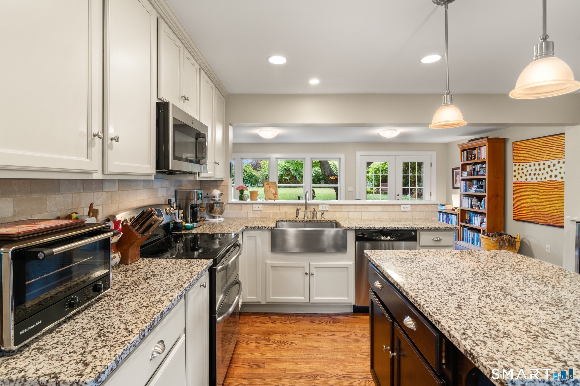 128 Soundview Court Stamford CT 06902
