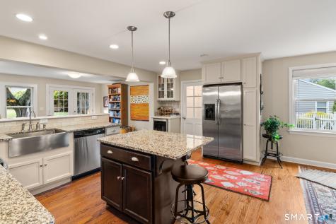 128 Soundview Court Stamford CT 06902