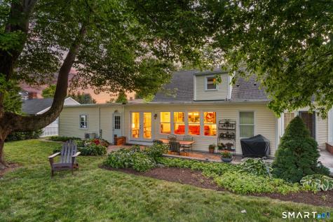 128 Soundview Court Stamford CT 06902