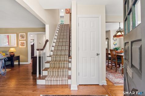 128 Soundview Court Stamford CT 06902