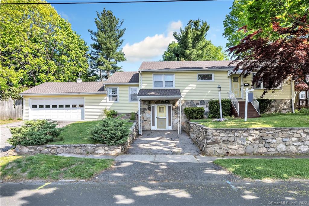 220 Hollywood Avenue Stratford CT 06614