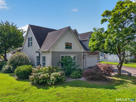 38 Jarvis Road Old Saybrook CT 06475