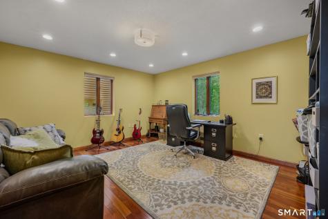 18 South Road Bozrah CT 06334