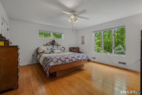 18 South Road Bozrah CT 06334