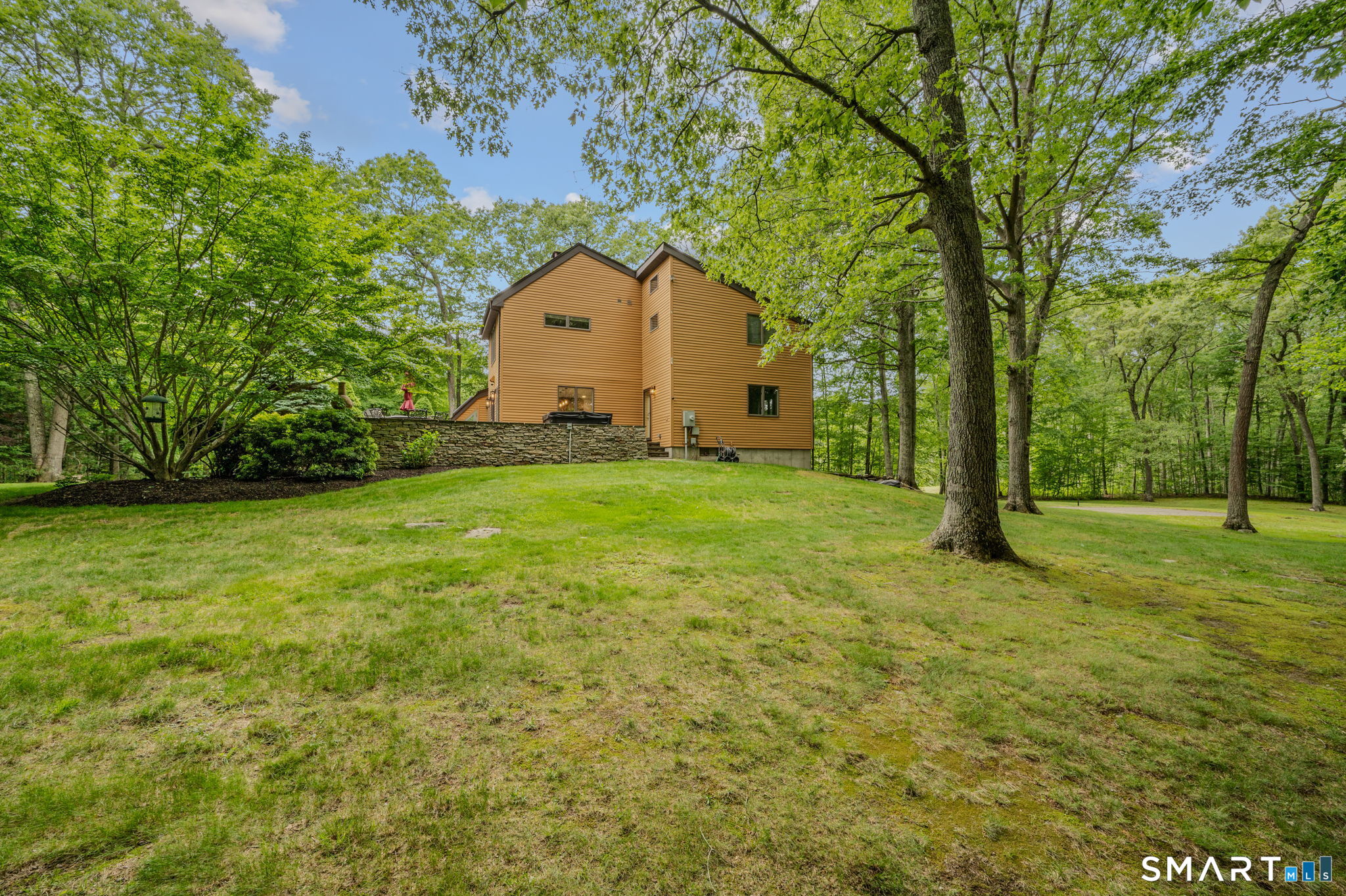18 South Road Bozrah CT 06334