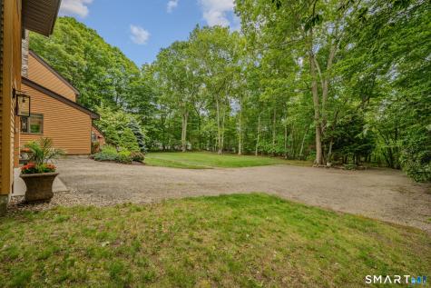 18 South Road Bozrah CT 06334