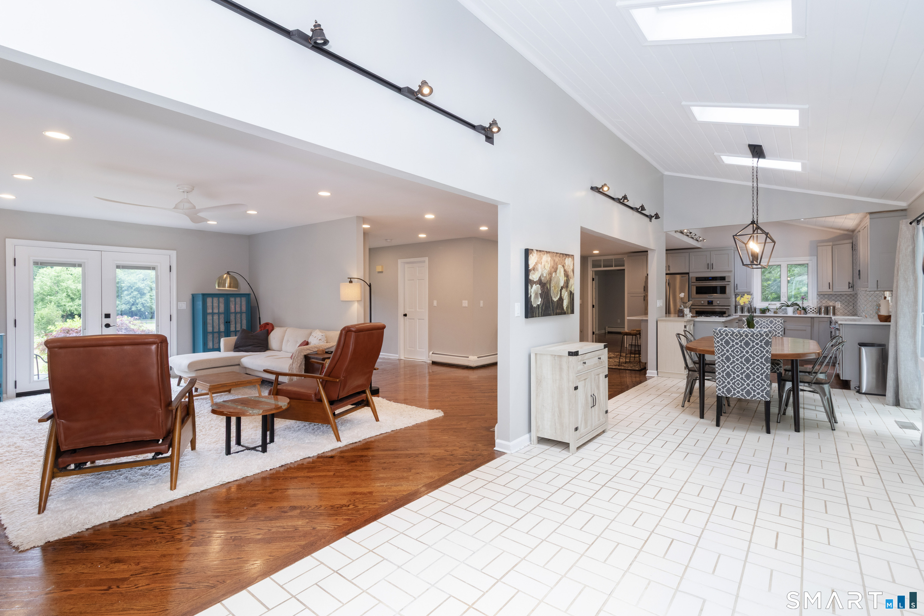 216 Bluff View Drive Guilford CT 06437