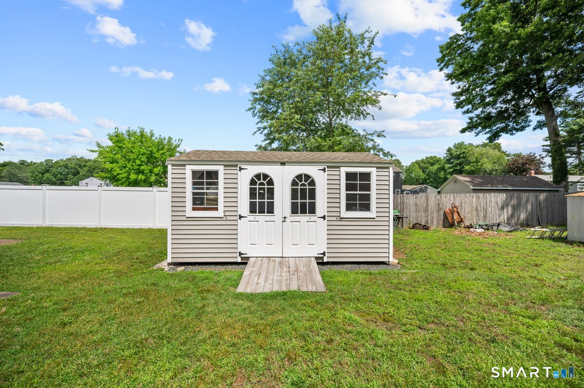 127 Rowland Drive East Hartford CT 06118