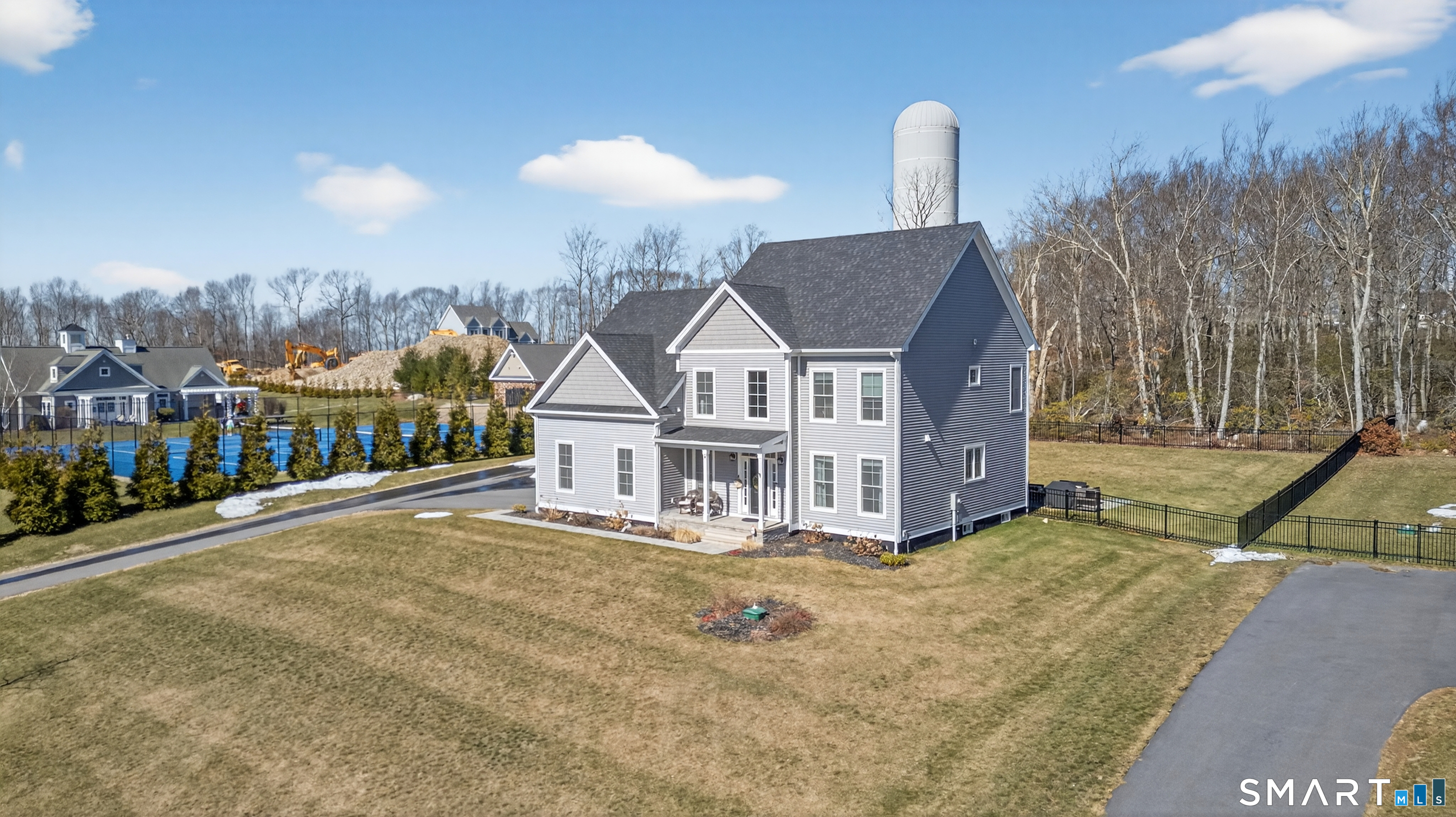 4 Arbor Crossing East Lyme CT 06333