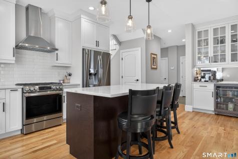 4 Arbor Crossing East Lyme CT 06333