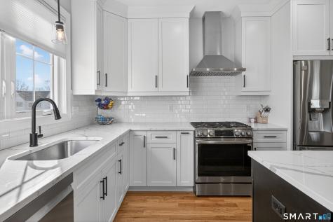 4 Arbor Crossing East Lyme CT 06333