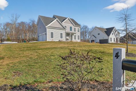 4 Arbor Crossing East Lyme CT 06333