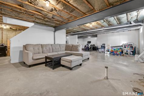 4 Arbor Crossing East Lyme CT 06333