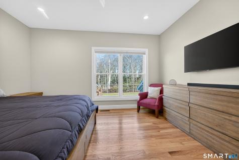 4 Arbor Crossing East Lyme CT 06333