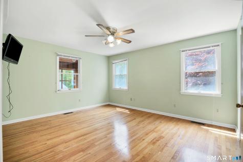 240 Cedarhurst Lane Milford CT 06461