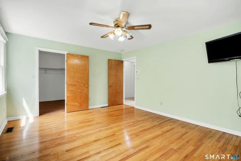 240 Cedarhurst Lane Milford CT 06461