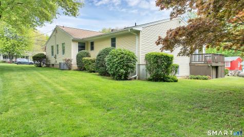 240 Cedarhurst Lane Milford CT 06461