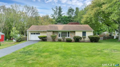 240 Cedarhurst Lane Milford CT 06461