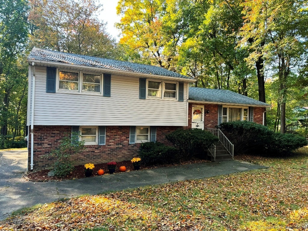 2 Short Avenue Wolcott CT 06716