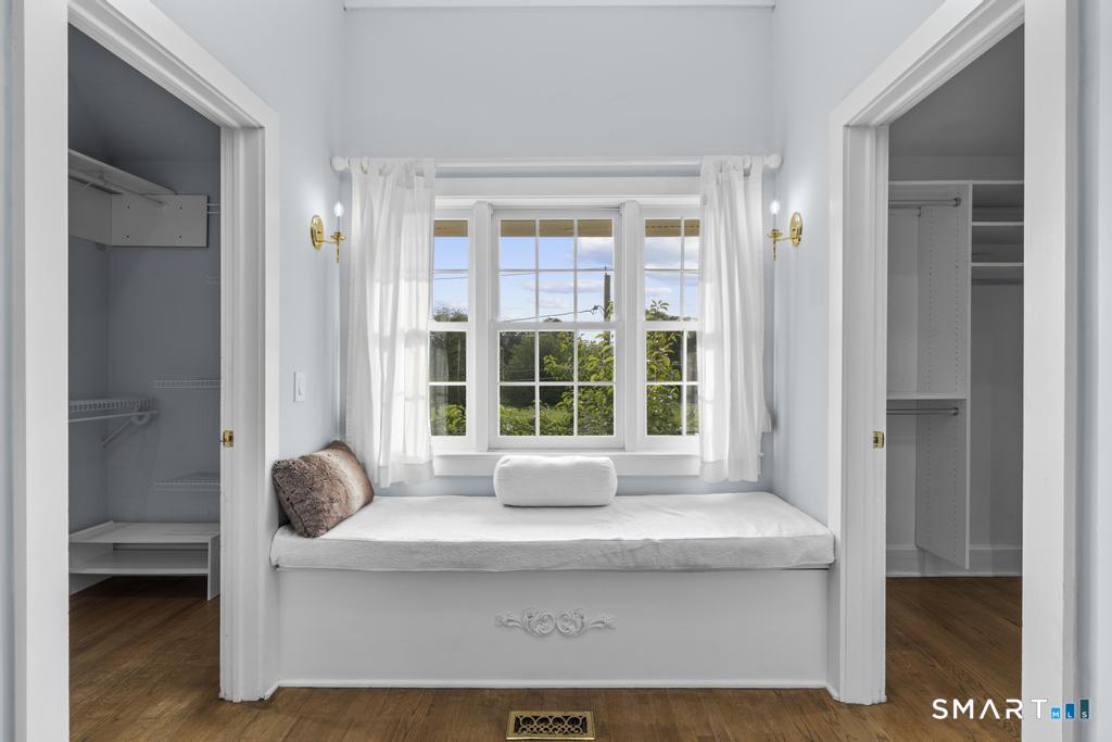 152 West River Street Milford CT 06460