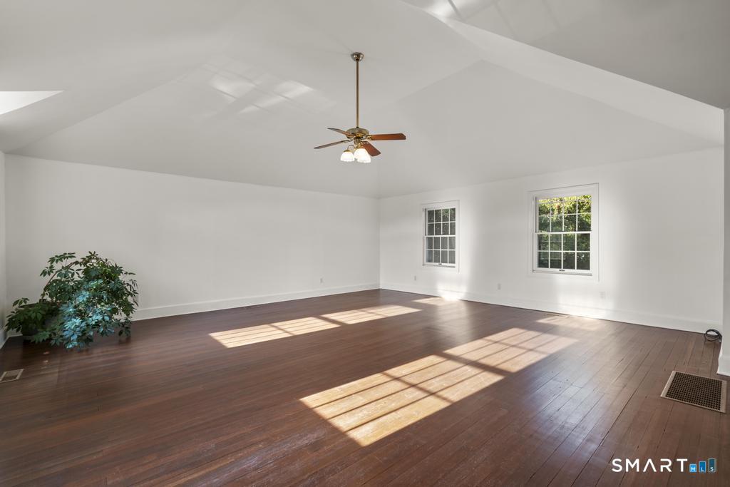 152 West River Street Milford CT 06460