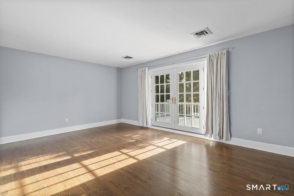 152 West River Street Milford CT 06460
