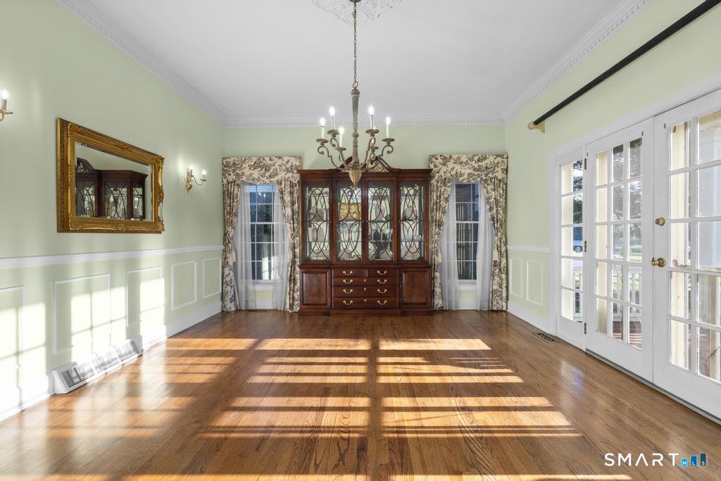 152 West River Street Milford CT 06460