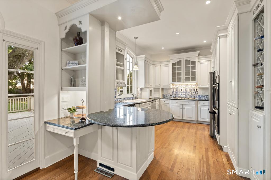 152 West River Street Milford CT 06460