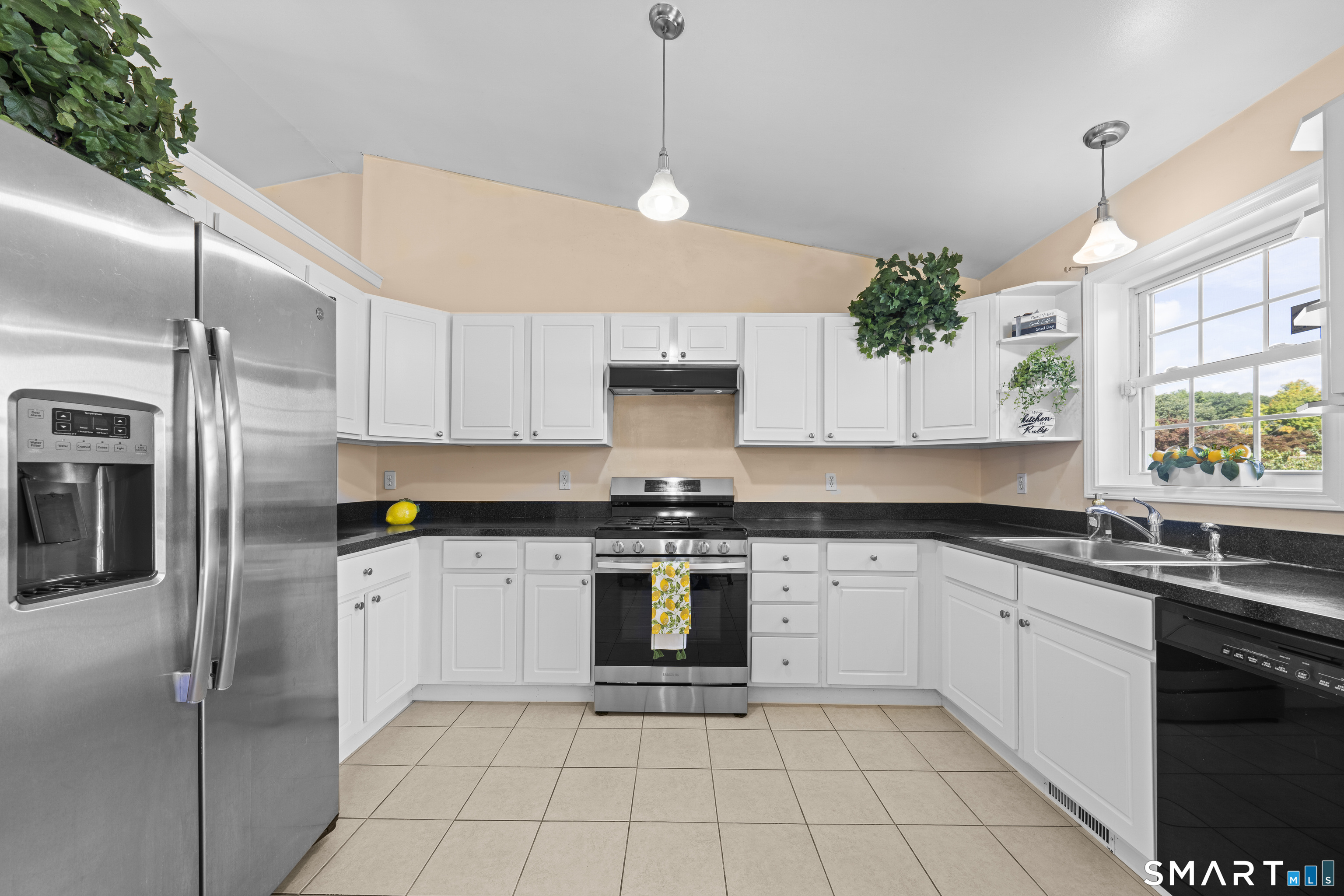 162 Hillcrest Avenue Waterbury CT 06705