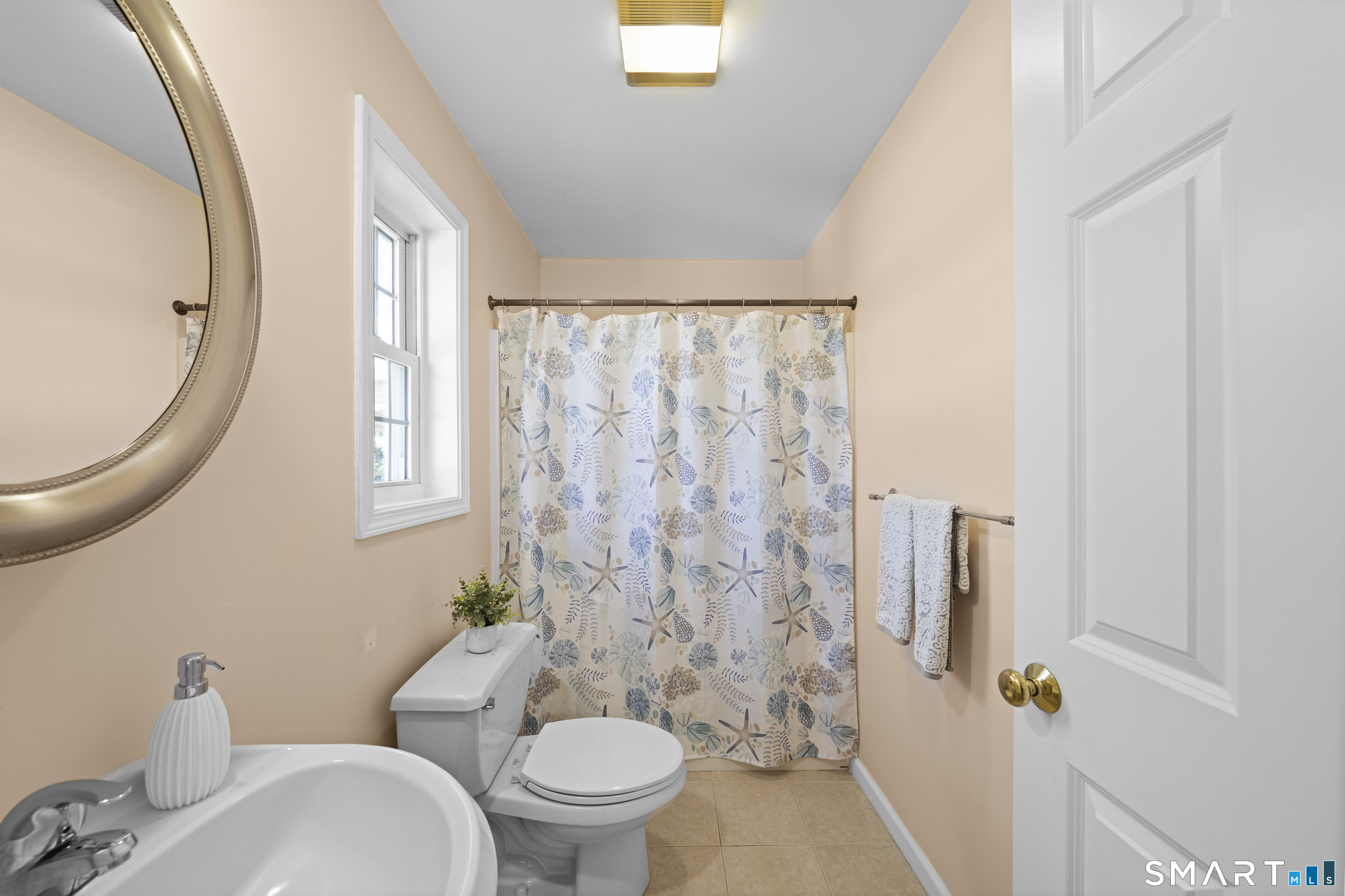 162 Hillcrest Avenue Waterbury CT 06705