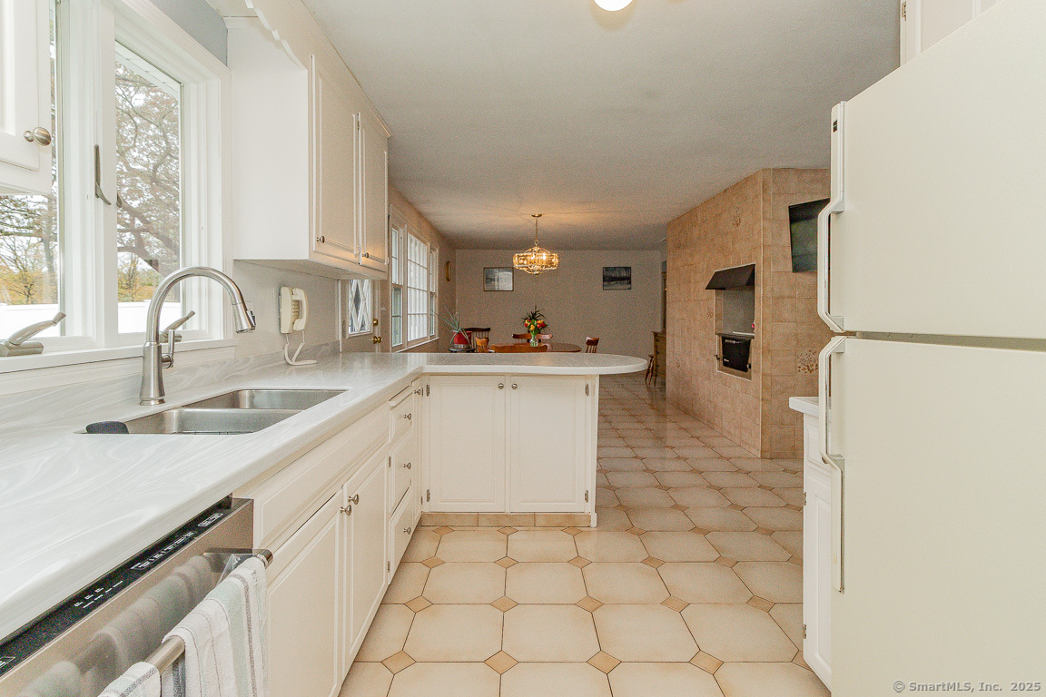 97 Longview Drive Berlin CT 06037