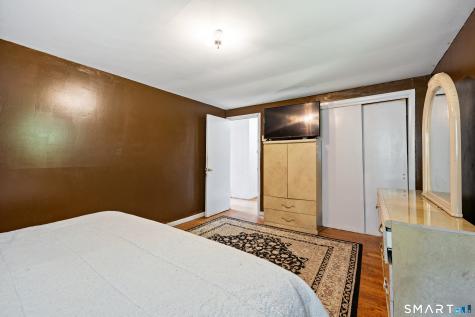 337 Robinwood Road Waterbury CT 06708
