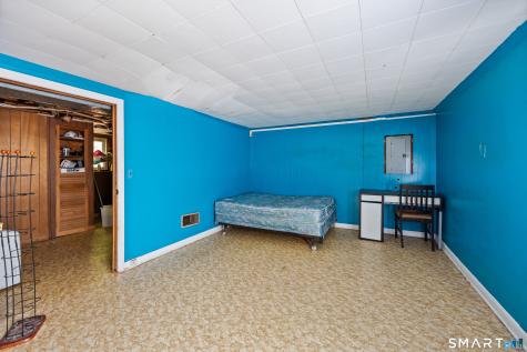 337 Robinwood Road Waterbury CT 06708