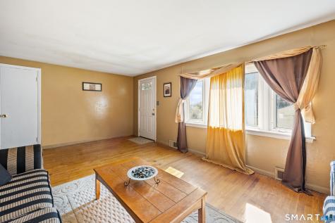 337 Robinwood Road Waterbury CT 06708