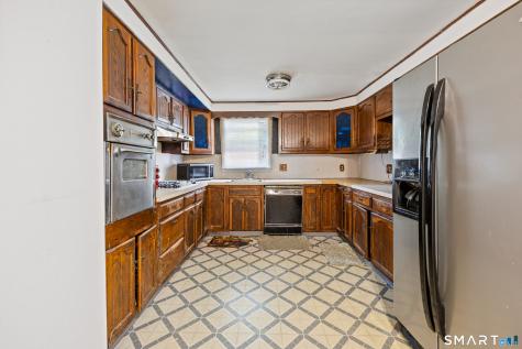 337 Robinwood Road Waterbury CT 06708