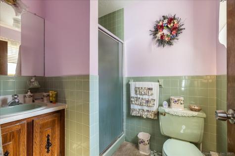 810 Roosevelt Drive Derby CT 06418